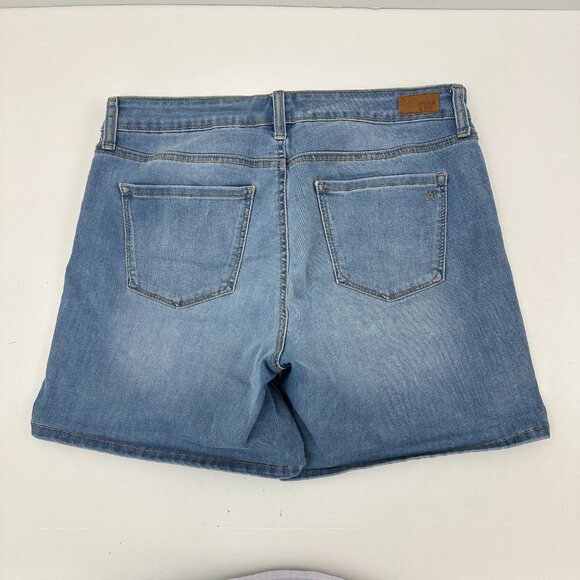 Crown & Ivy Distressed Womens size 10 Medium Wash Blue Denim Jean Shorts - Picture 4 of 4